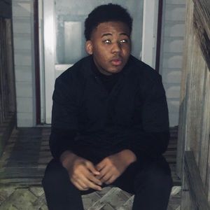 Meet your Posher, Emanuel